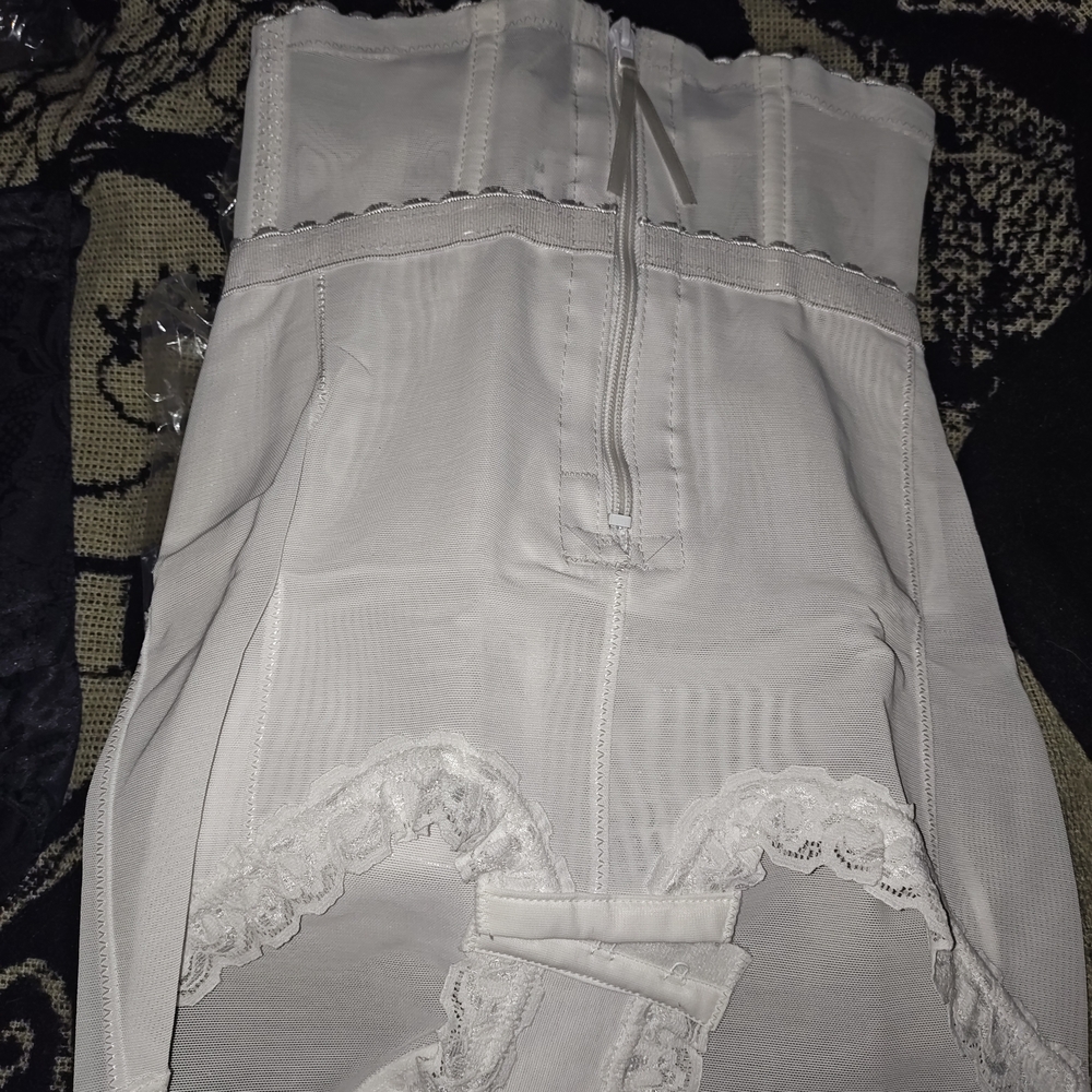 Glamorise White Shapewear Corset